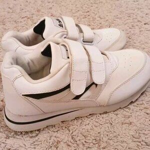 Chromatic By Totes Women’s Comfort Walking Sneakers Shoes Hook And Loop size 6M